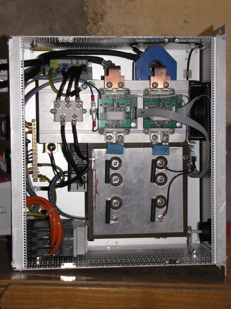 Indukční měnič 10 kW